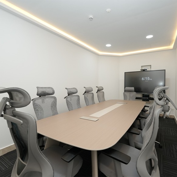 Furnished office workspace at Arrow Head Business Center